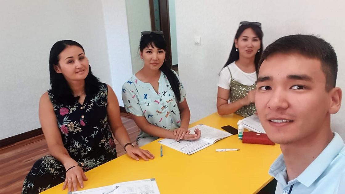 Преподаватель из ЗКО и психолог из Актау открыли центры поддержки молодежи