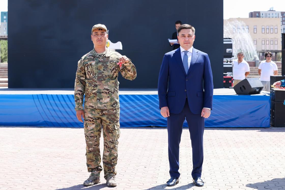 Габит Сыздыкбеков на торжественной церемонии