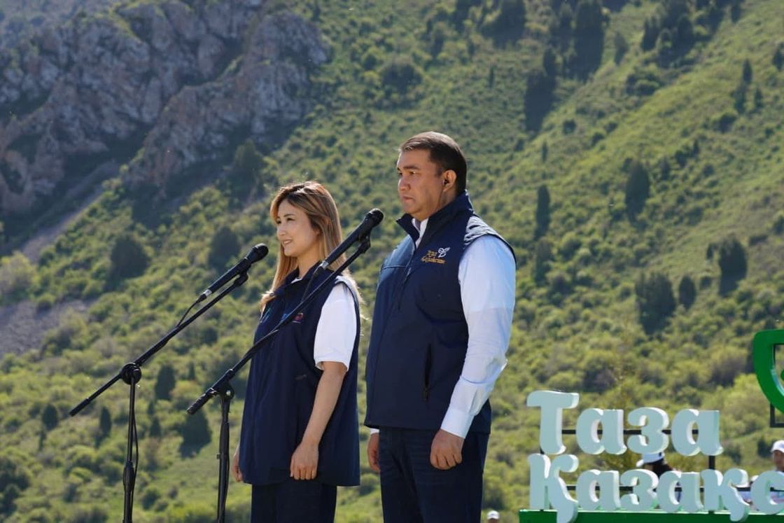 Акция "Таза Қазақстан" в Туркестанской области