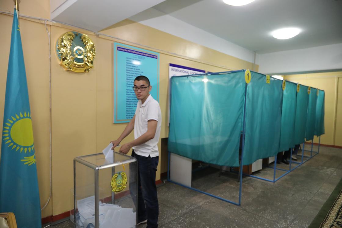 Алматинский наблюдатель: 90-летние избиратели не понимали, за кого голосовать