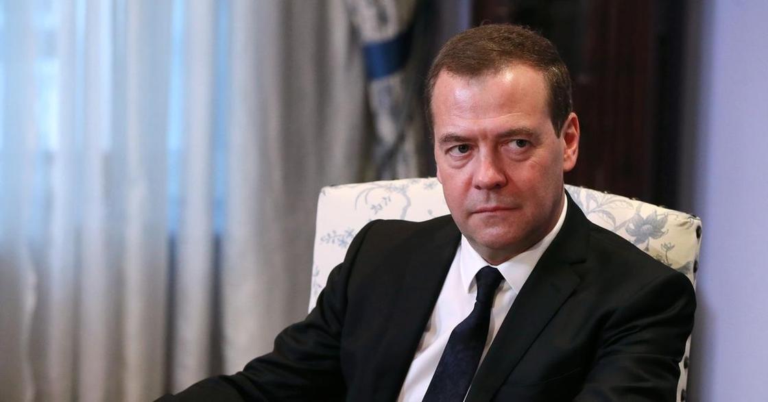 Дмитрий Медведев прилетит в Алматы Дмитрий Медведев прилетит в Алматы