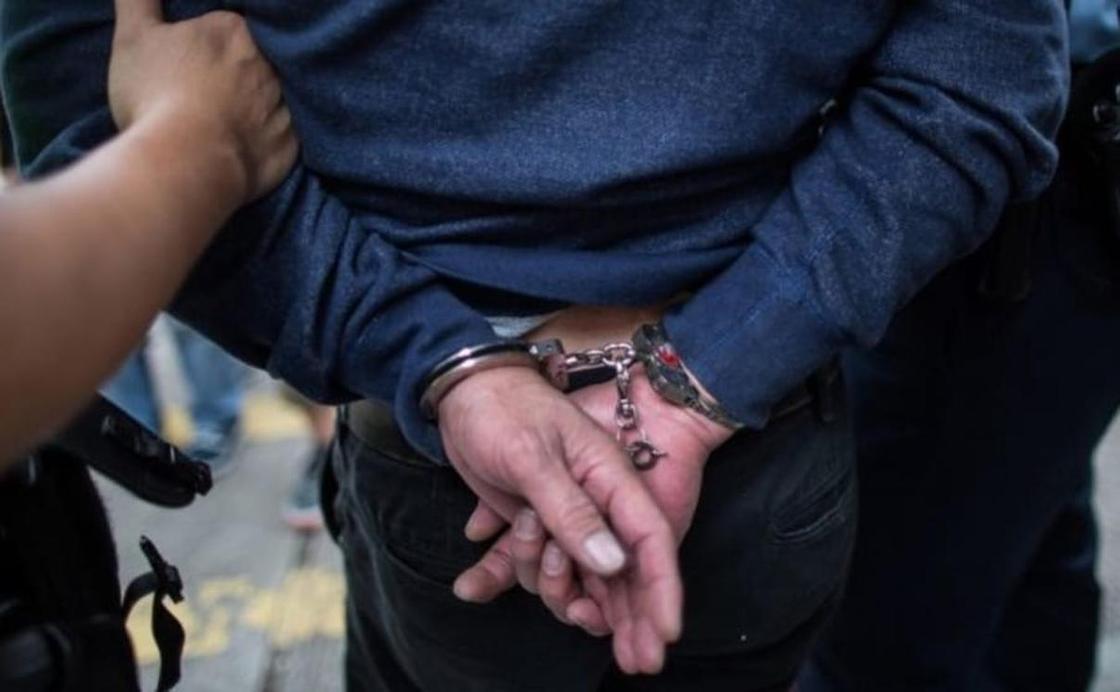 Акима округа задержали по делу обстрела активистки в Алматинской области