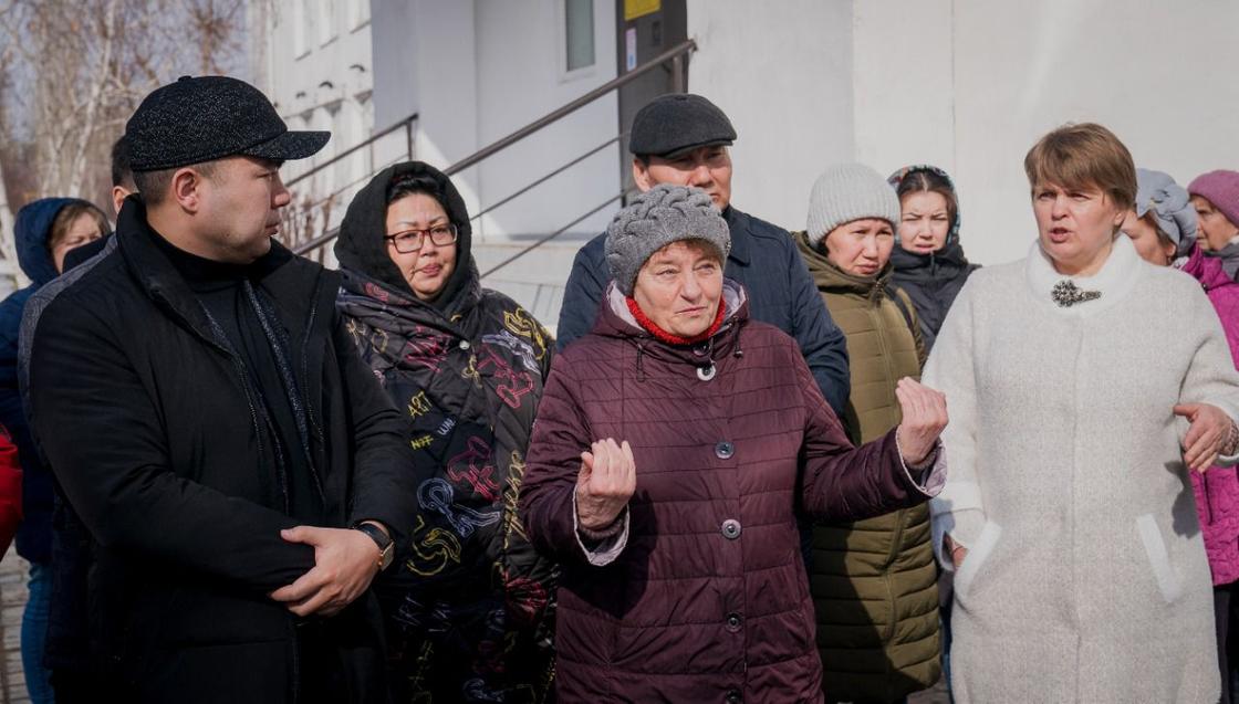 Встреча Алтая Кульгинова с горожанами