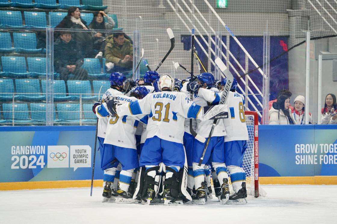 Юношеская сборная Казахстана по хоккею