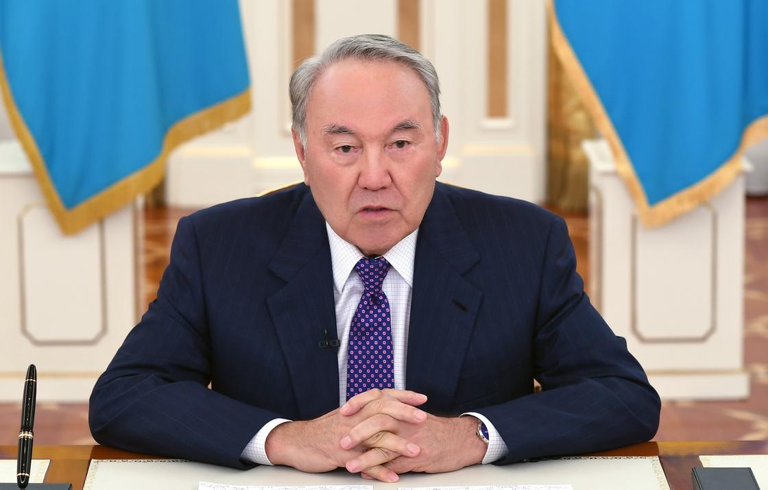 «Уйдите в отставку!» - Назарбаев правительству Сагинтаева