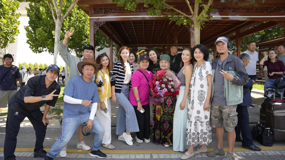 Телехикая ұжымы