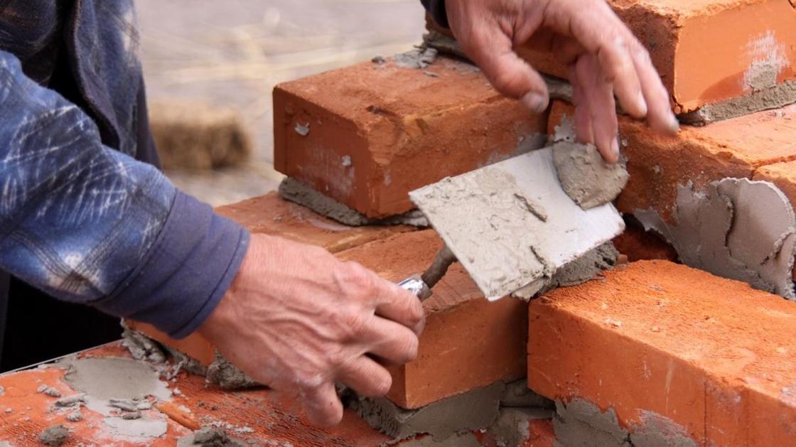"Виноваты те, кто безобразно построил": Божко предложил наказывать строителей времянок