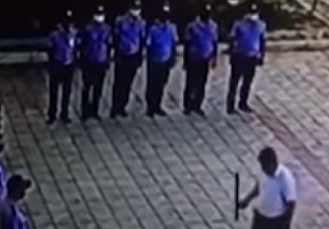 Начальника полиции освободили от должности после видео в соцсетях