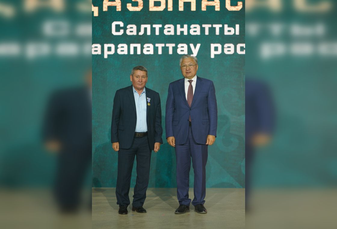 Участники торжественной церемонии