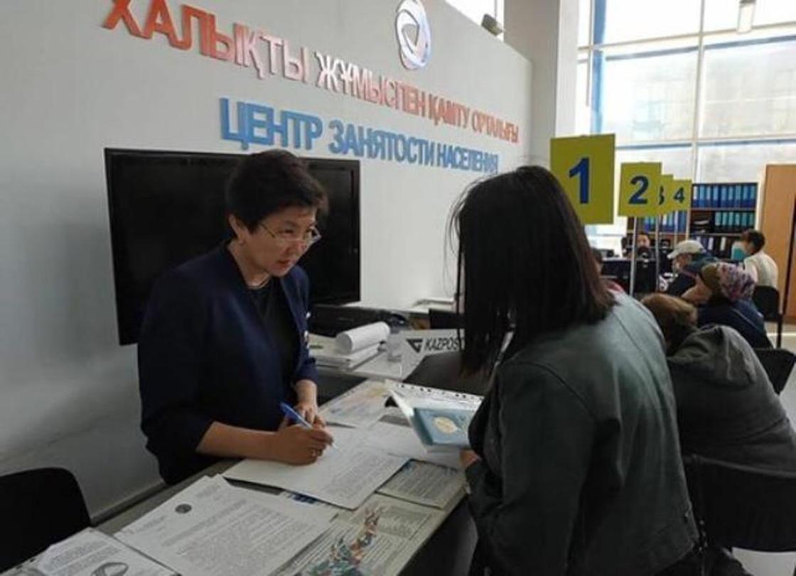 В Карагандинской области проходят выплаты АСП по - новым правилам: в 4 раза больше семей уже получили помощь