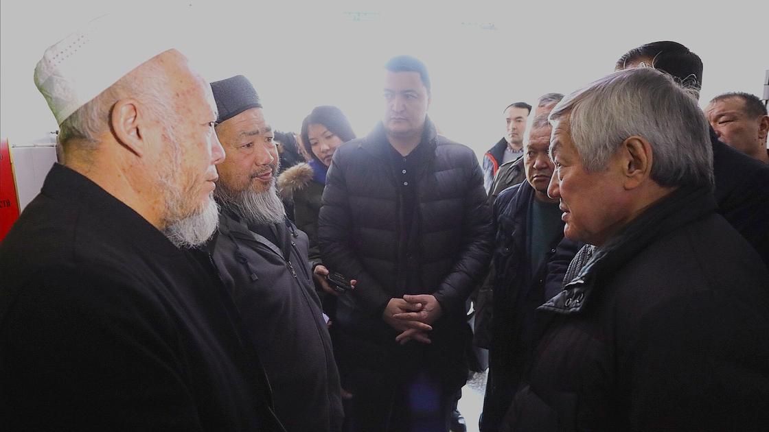 Жители Кордайского района озвучили Сапарбаеву причину конфликта (фото)