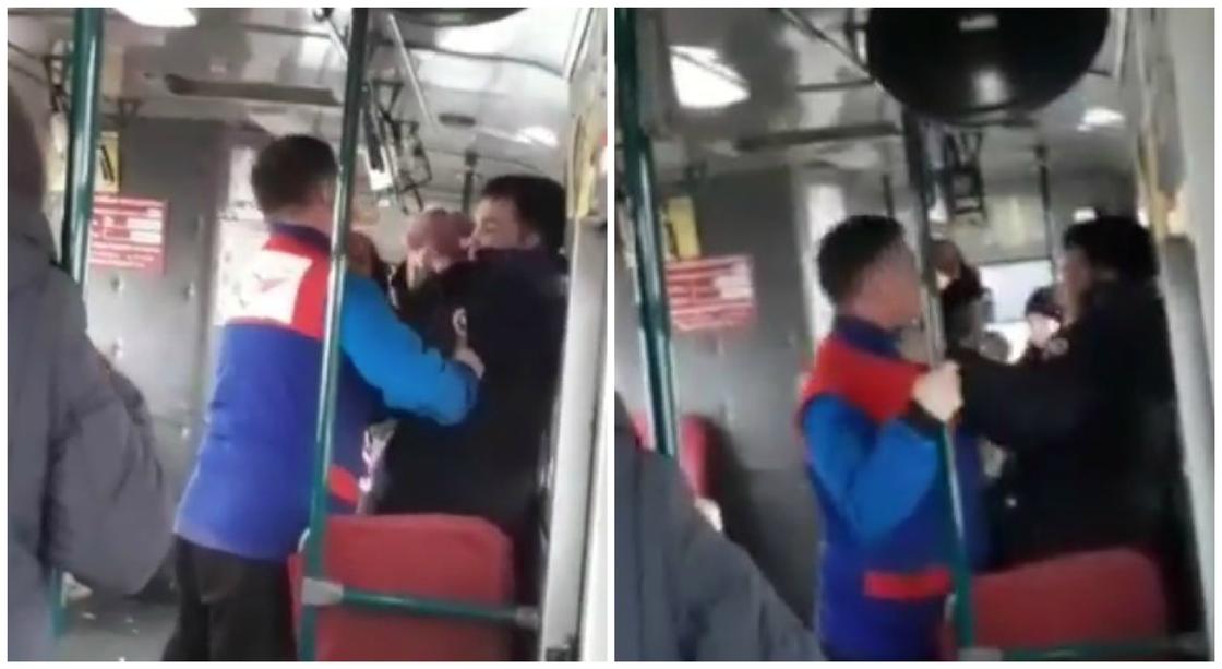 Драку кондуктора с пассажиром в салоне автобуса сняли на видео в Уральске