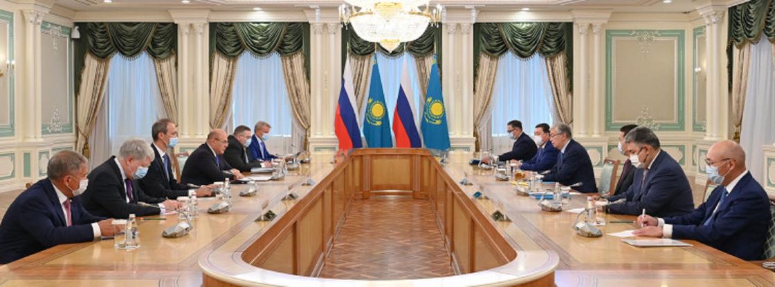 Президент Казахстана провел встречу с Михаилом Мишустиным