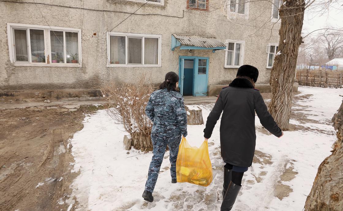 "Молодой отправили в колонию": казахстанка рассказала о работе в тюрьме