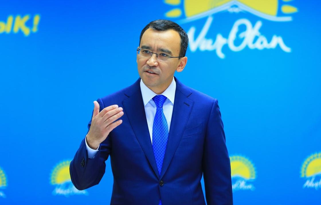Ашимбаев подвел итоги пятой сессии парламента