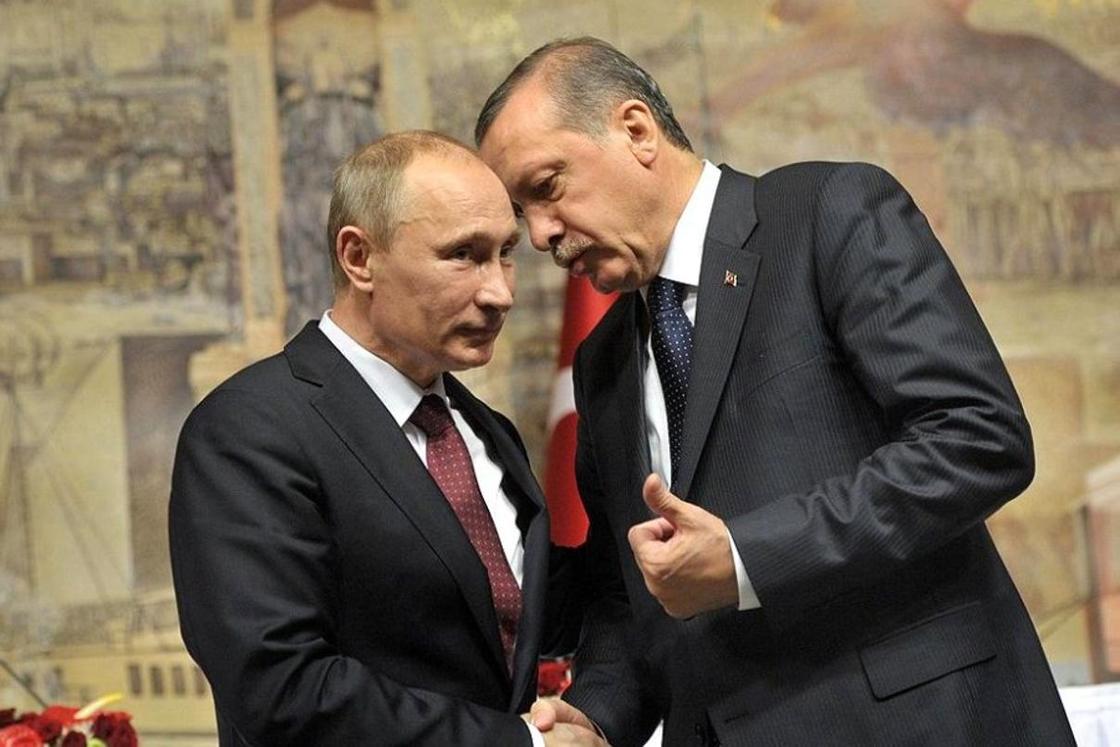 Путин обсудил с Эрдоганом военную операцию Турции в Сирии