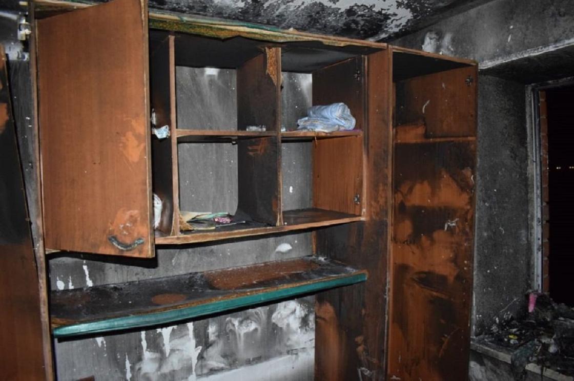 Один ребенок погиб, еще двое пострадали в пожаре в Кокшетау