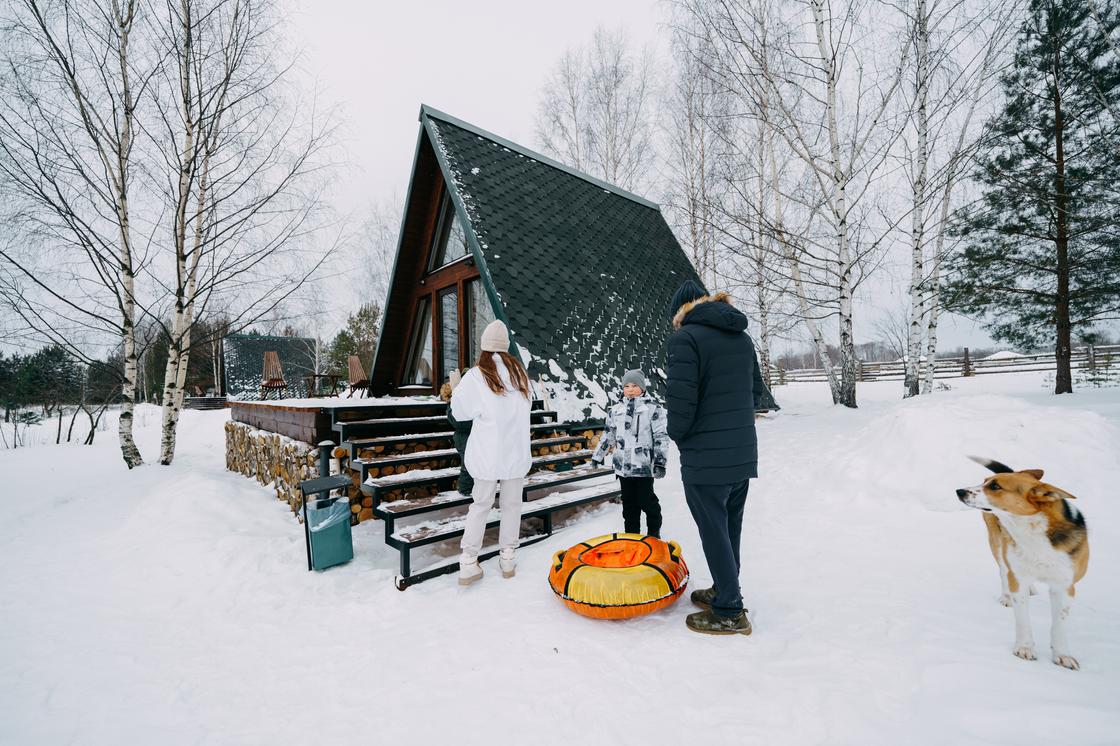 Семья арендовала дом в стиле A-Frame