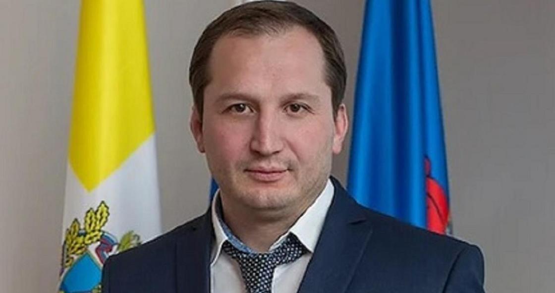 Уголовные дела завели на главу города с поддельным дипломом Уголовные дела завели на главу города с поддельным дипломом