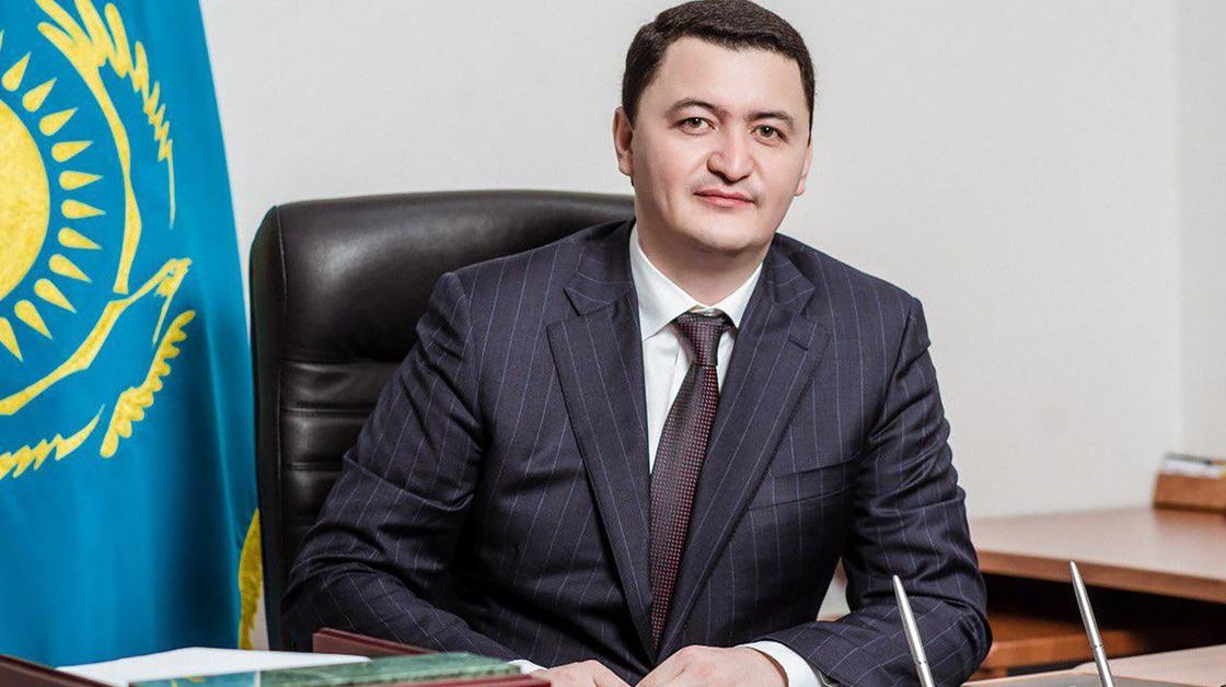 Камалжан Надыров освобожден от должности вице-министра здравоохранения