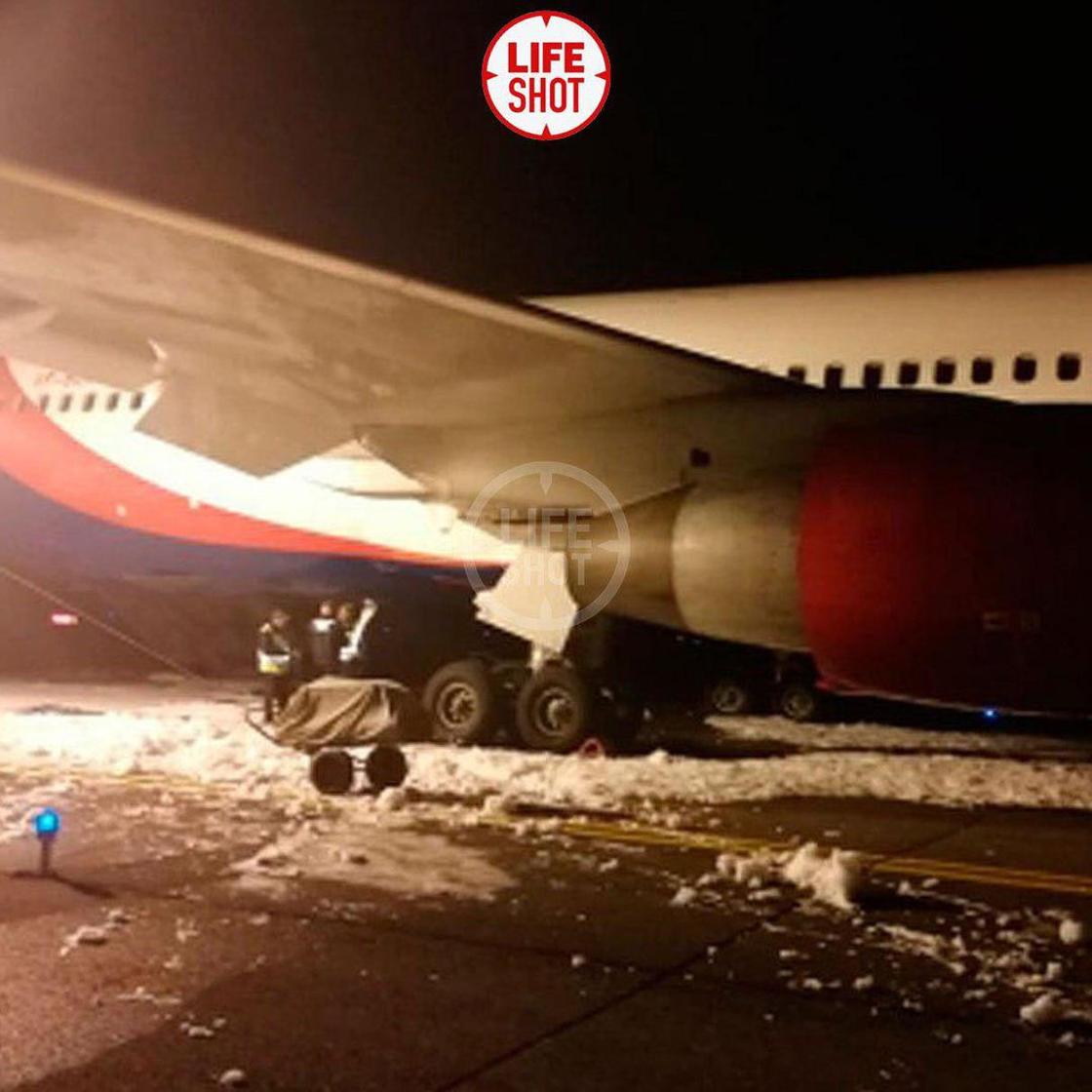 Около 60 человек пострадали при ЧП с Boeing в Барнауле (фото, видео)