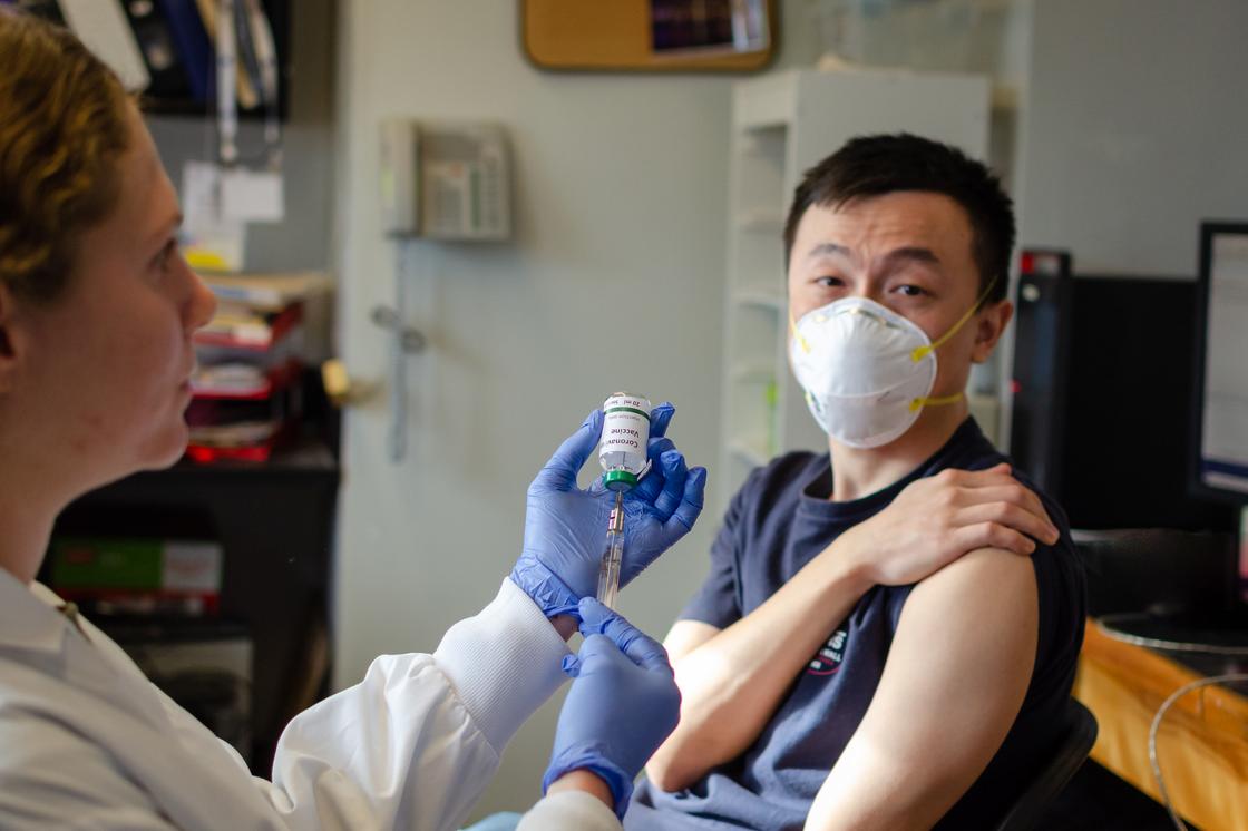 Китайский коронавирус: заражены свыше 65 тыс. человек, число умерших достигло 1488