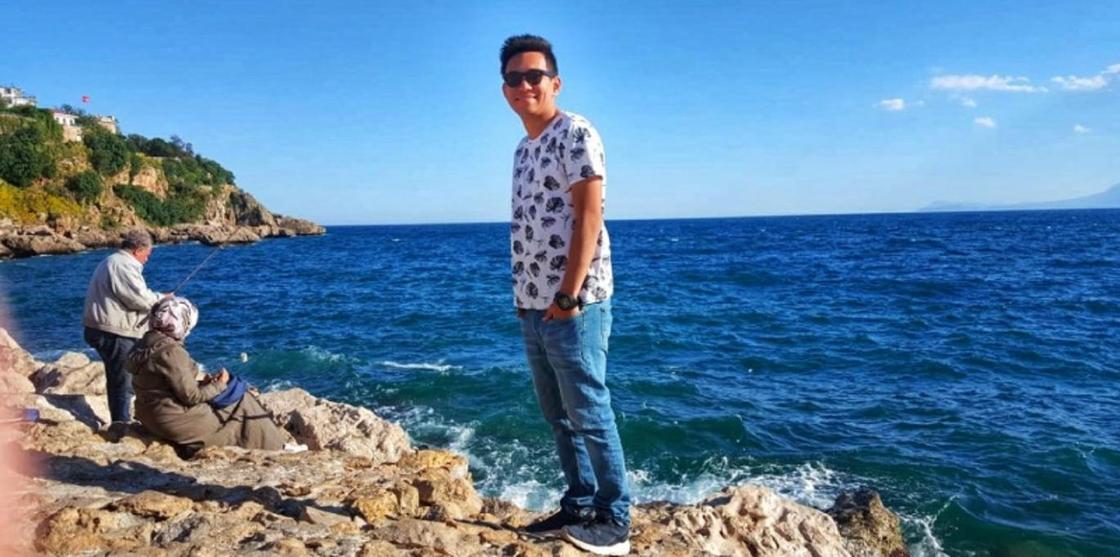 "Тут много курящих": Парень из Шымкента рассказал о жизни и учебе в Турции