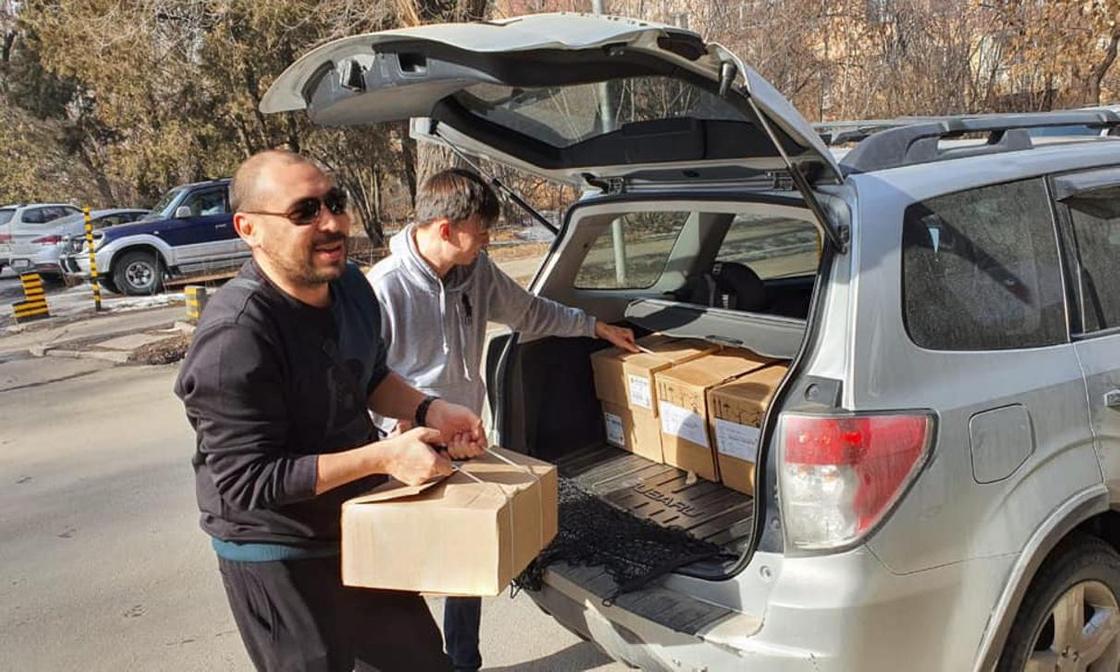 Алматинцы собрали гуманитарную помощь для пострадавших в Кордае