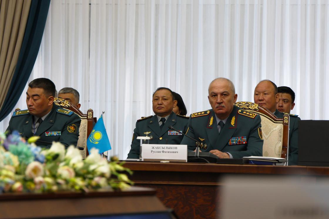 Руслан Жаксылыков Руслан Жаксылыков