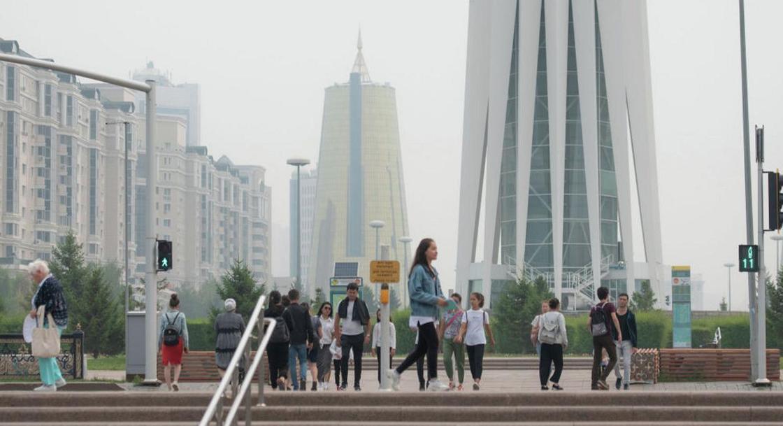 Смог в Нур-Султане: дым от пожаров в России накрыл Казахстан