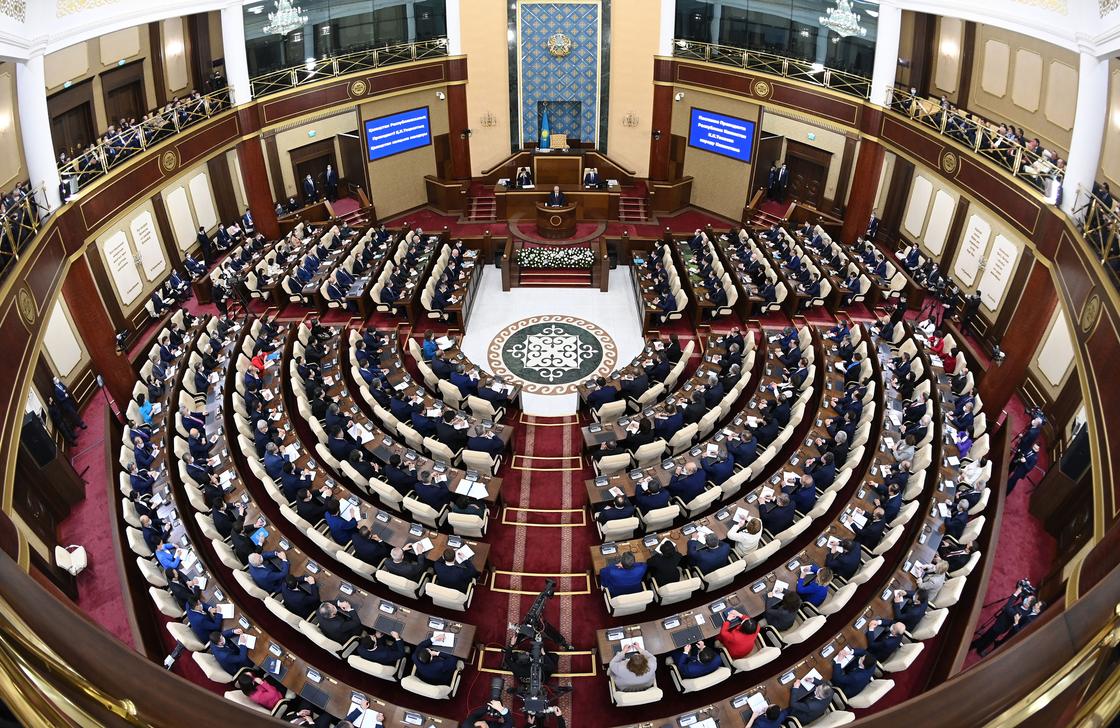 Заседание обеих палат Парламента