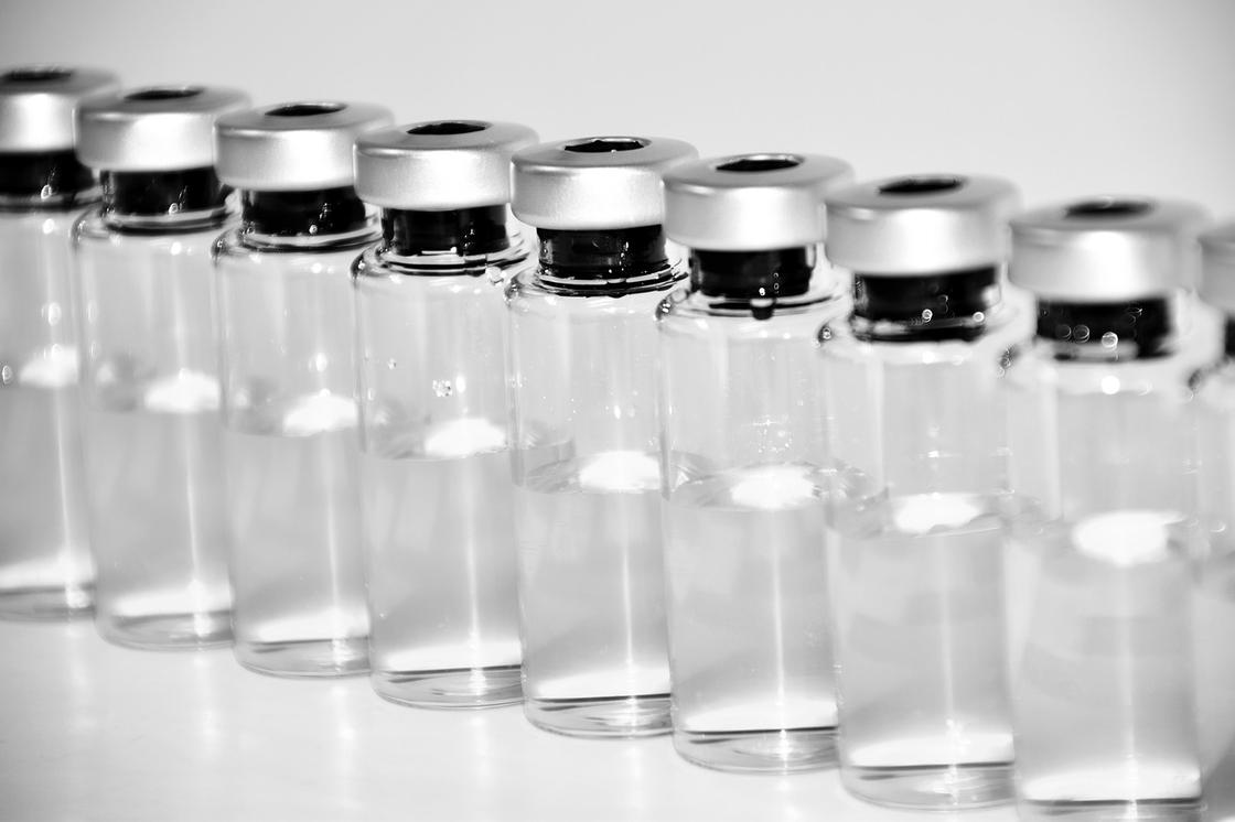 Казахстан включили в список разработчиков вакцины от коронавируса