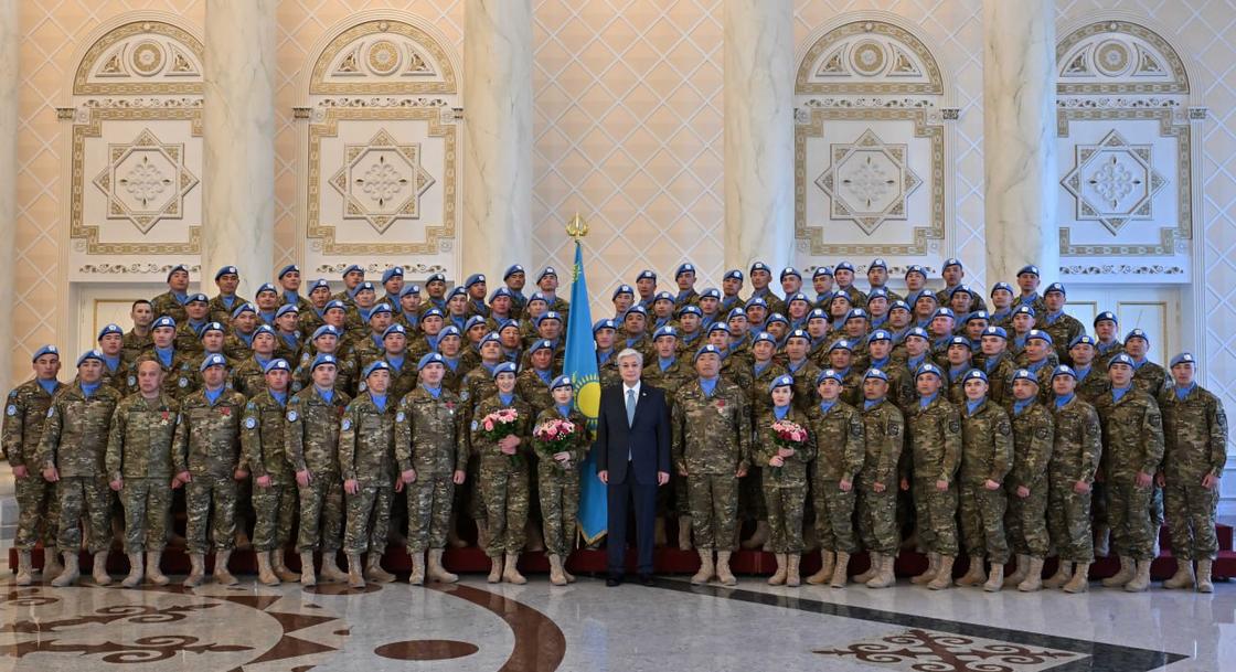 Президент Ақордада бітімгерлермен кездесті Президент Ақордада бітімгерлермен кездесті