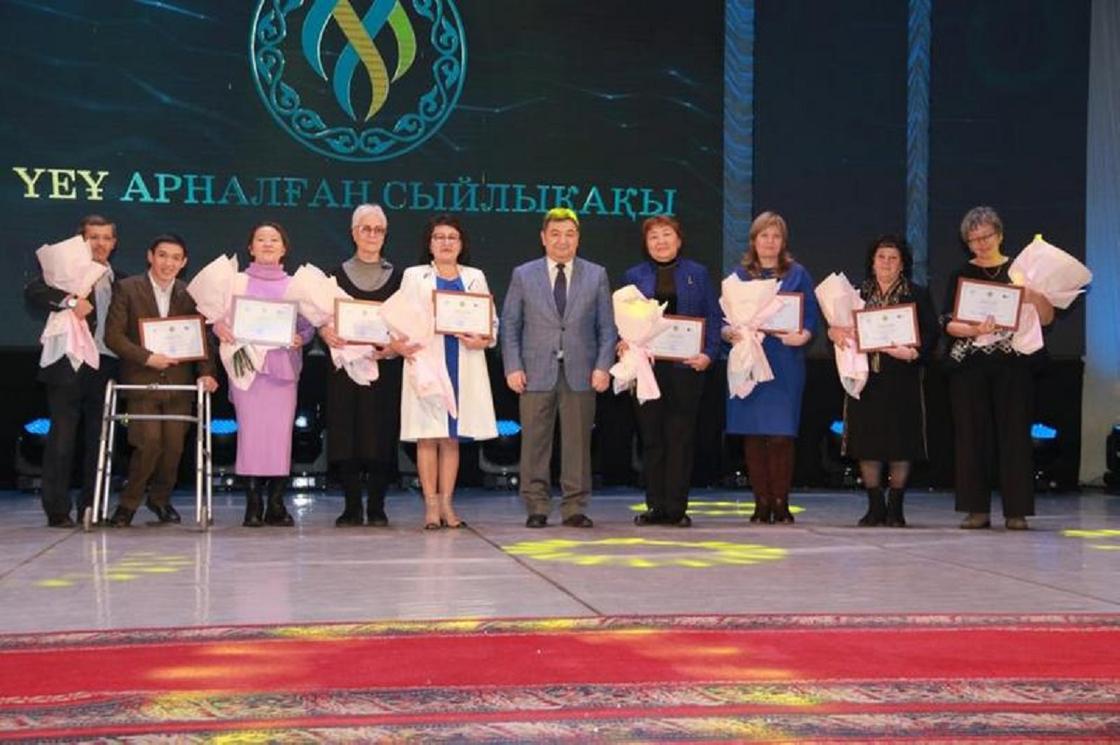 Лучшие НПО наградили в Караганде