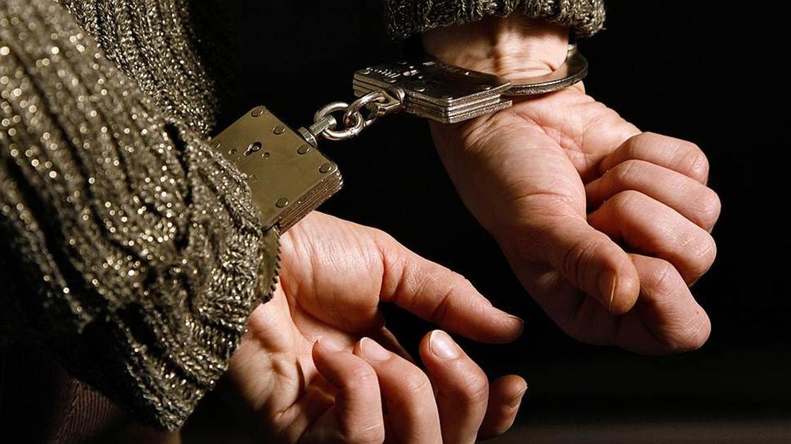 Женщину из Кызылорды задержали за сутенерство