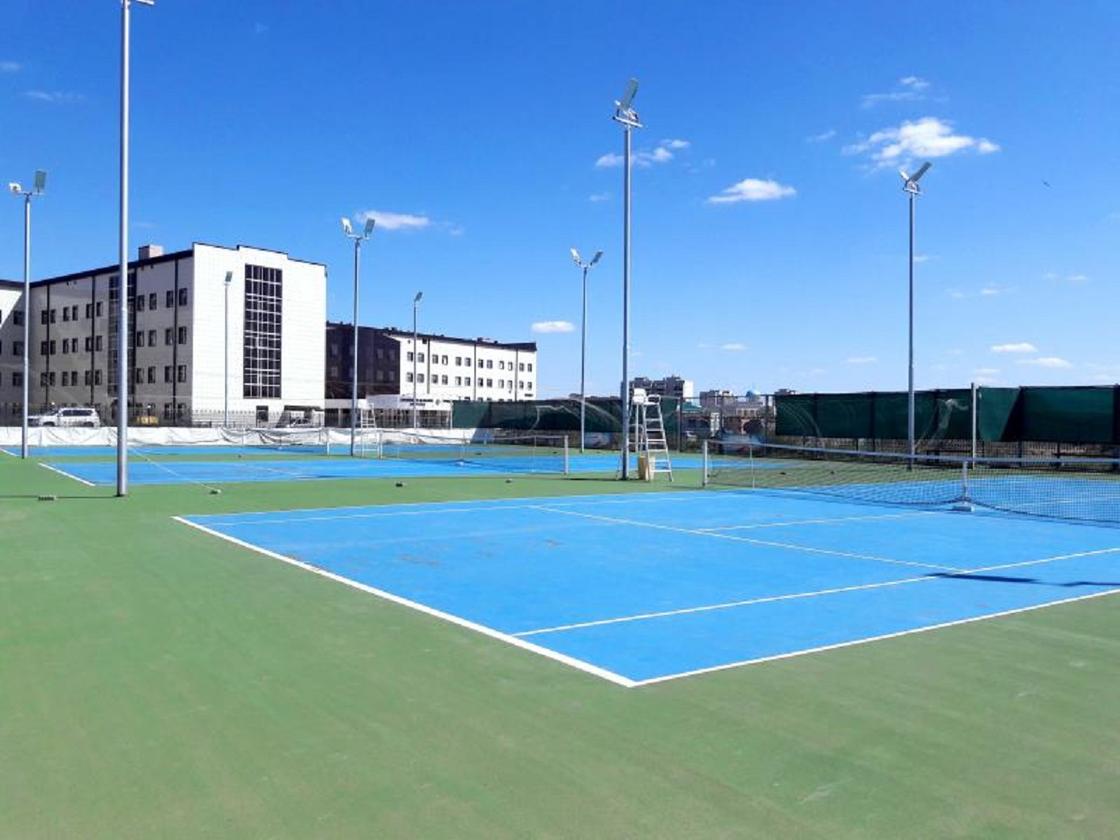 Теннисный центр в Уральске
