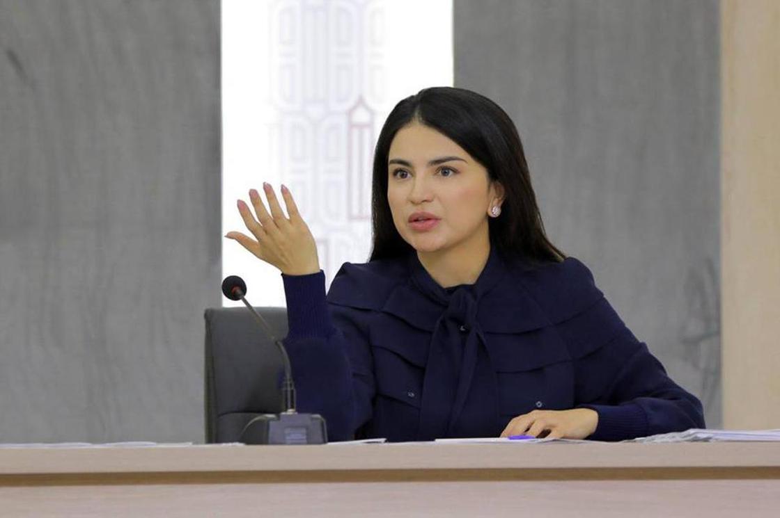 Старшая дочь президента Узбекистана раскритиковала работу чиновников