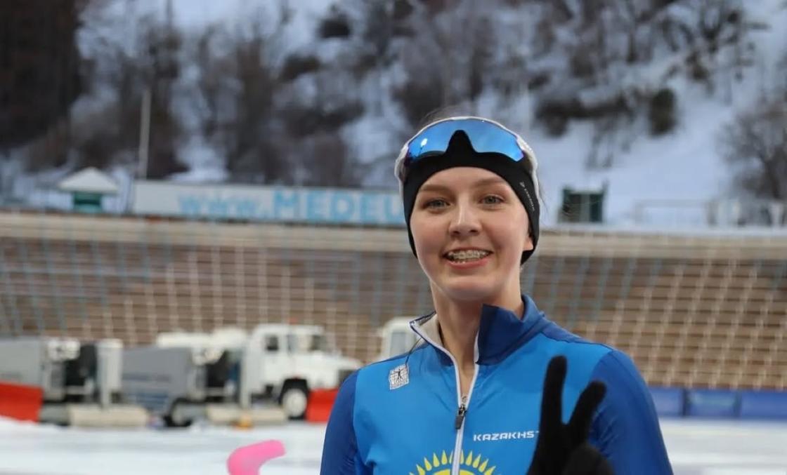 Казахстанская конькобежка Арина Ильященко