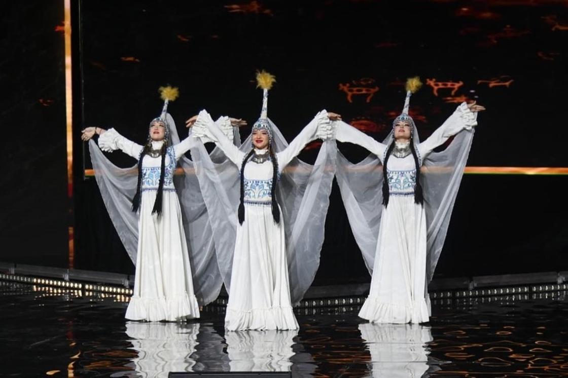 Торжественное мероприятие ко Дню Конституции