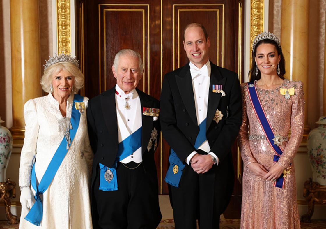 Кейт Миддлтон, принц Уильям и королевская чета