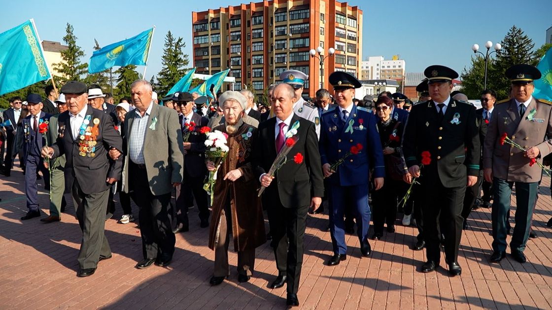 Батысқазақстандықтар батырлар рухына тағзым етті