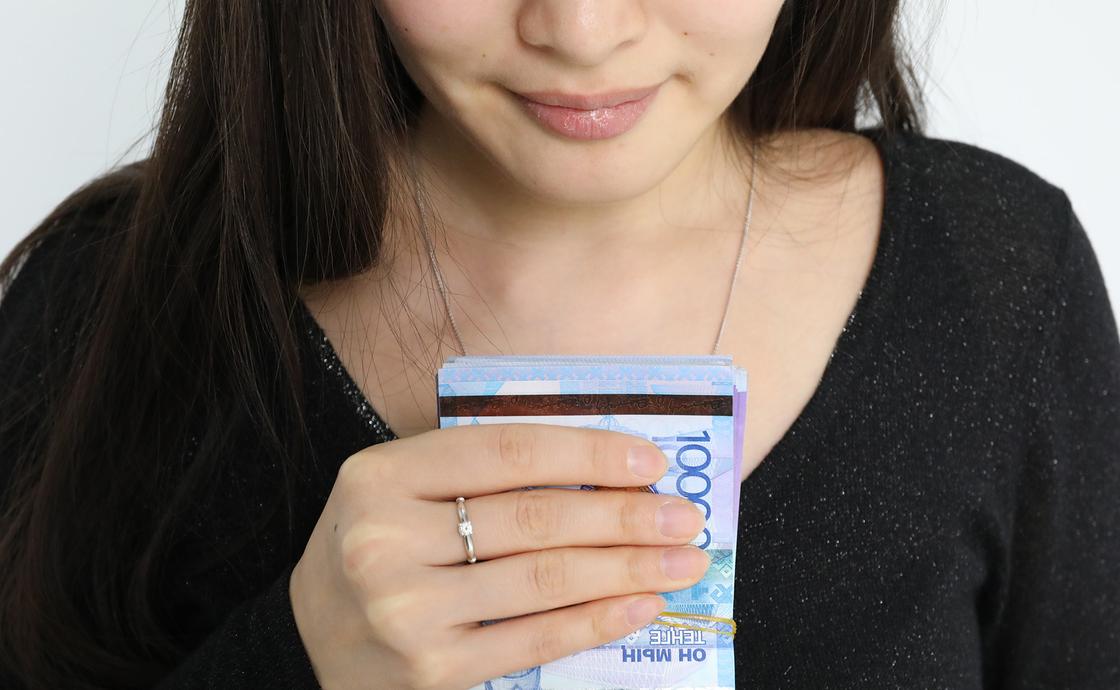 Получат ли беременные казахстанки соцвыплаты, если в период пандемии за них не платятся налоги