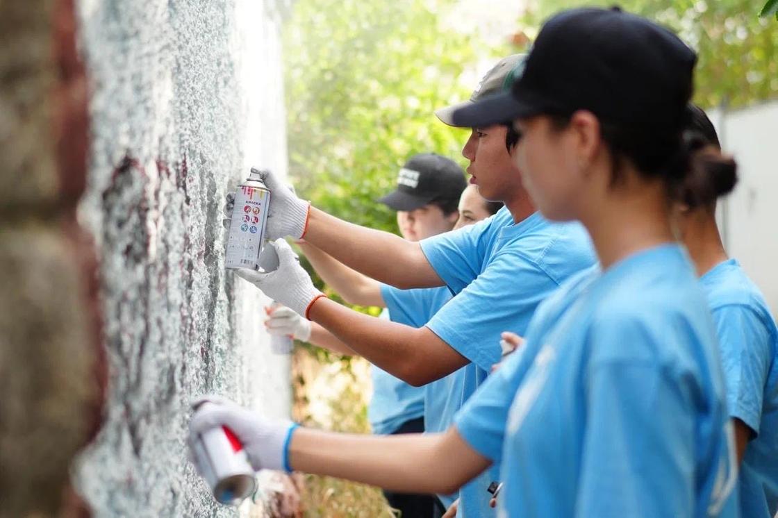 Работа с молодежью