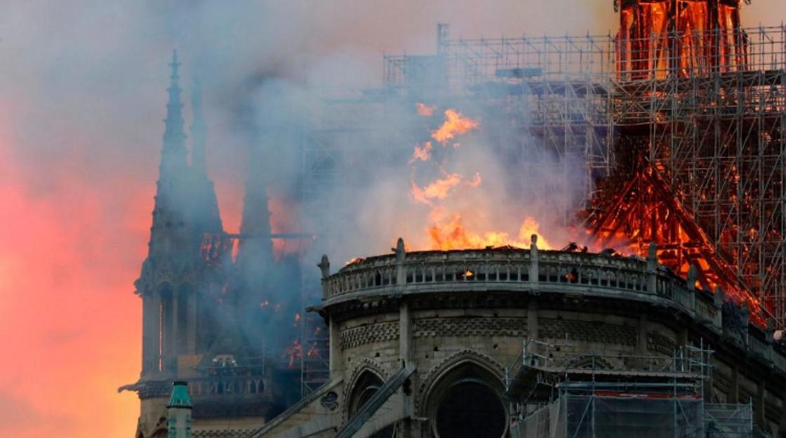 Пожар в соборе Парижской Богоматери: названы причины трагедии