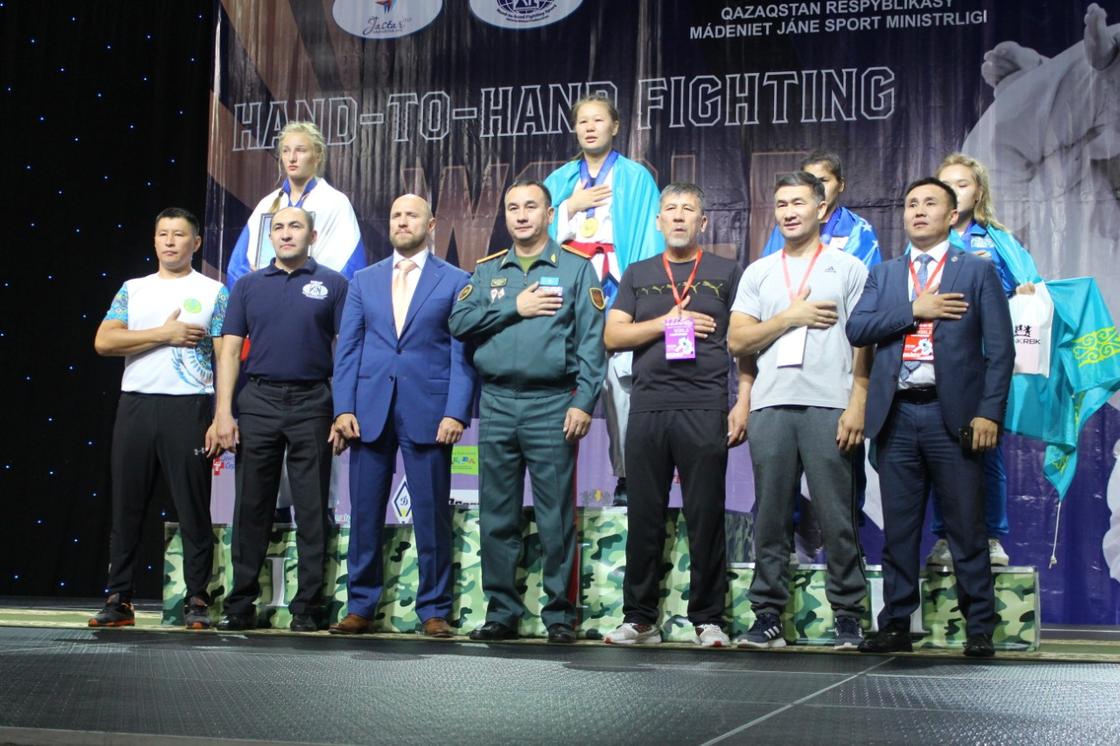 Впервые в Казахстане прошел Чемпионат мира по рукопашному бою среди юниоров