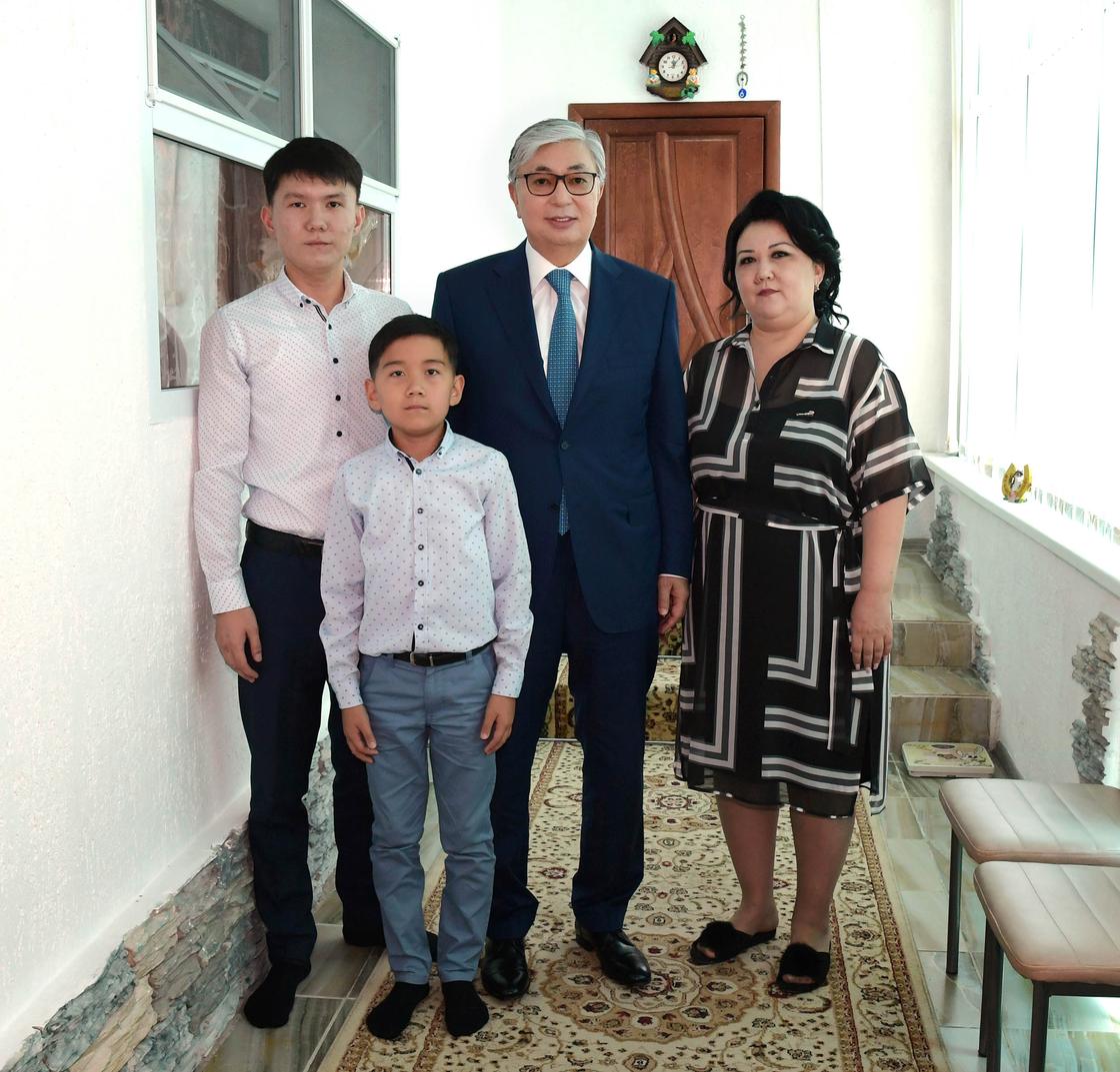 Токаев встретился с семьей Газиза Байтасова (фото)