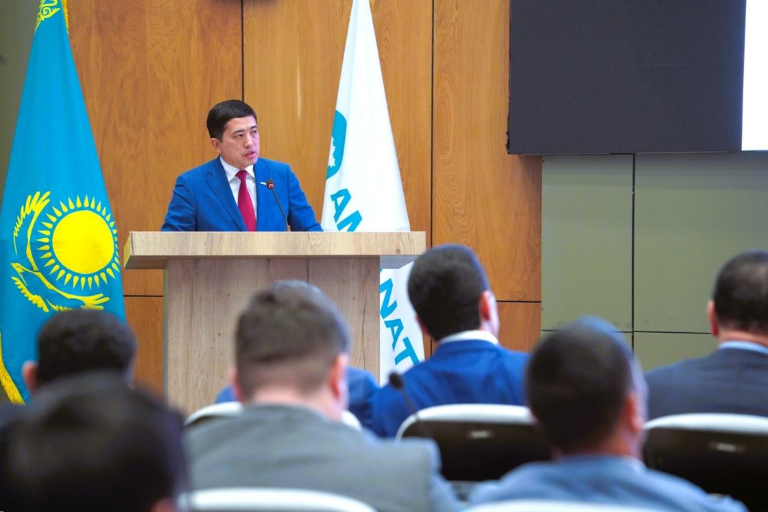 Семинар-форум партии AMANAT