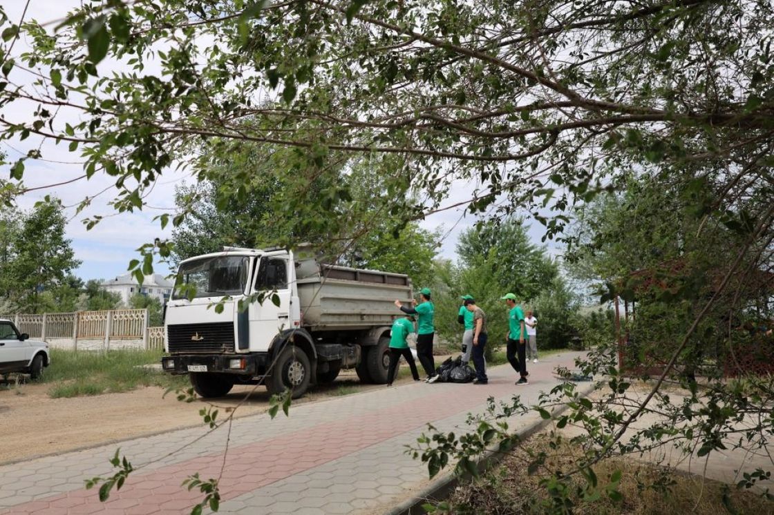 Экологическая акция "Чистый Иртыш начинается с чистого берега" в Курчатове