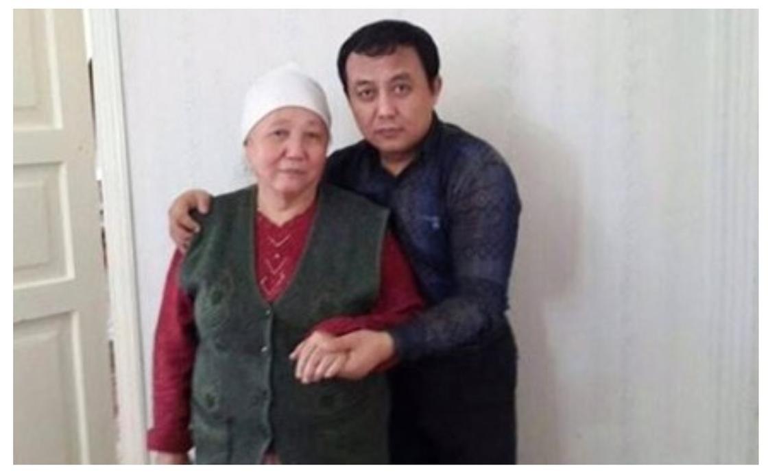 Скончалась мать известного казахстанского певца