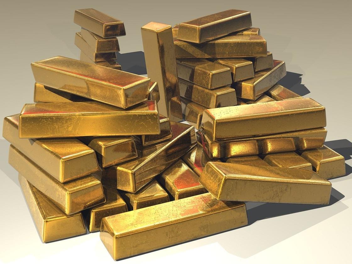 Казахстан активно закупает золото
